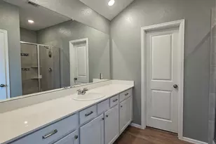 1942 Barrett Gables Dr, Crosby, TX 77532 - Photo 19