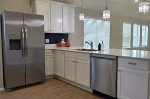 1942 Barrett Gables Dr, Crosby, TX 77532 - Photo 11