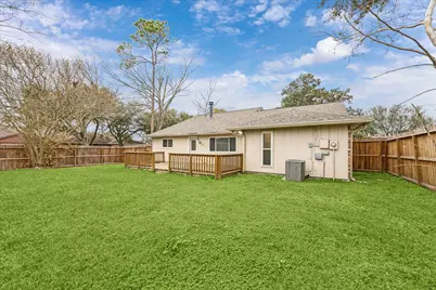 16706 Nina Drive, Friendswood, TX 77546 - Photo 23