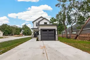 603 Texas St, Tomball, TX 77375 - Photo 3