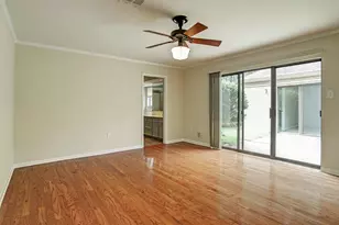 15614 Whitewater Ln, Houston, TX 77079 - Photo 7