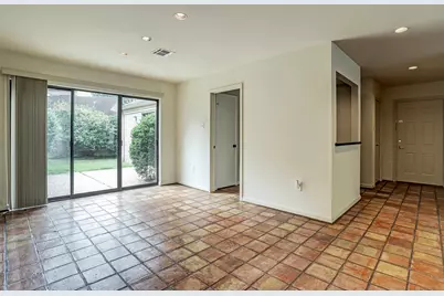 15614 Whitewater Lane, Houston, TX 77079 - Photo 3