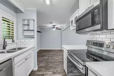 749 Worthshire Street, Houston, TX 77008 - Photo 13