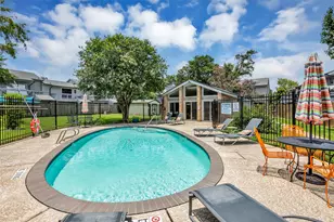 749 Worthshire St, Houston, TX 77008 - Photo 29