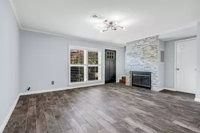 749 Worthshire Street, Houston, TX 77008 - Photo 5
