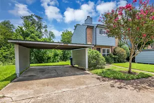 749 Worthshire St, Houston, TX 77008 - Photo 3