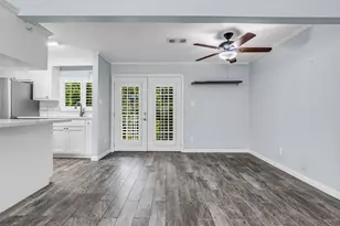 749 Worthshire St, Houston, TX 77008 - Photo 11