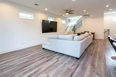 2056 Johanna Drive #F, Houston, TX 77055 - Photo 9