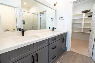 2056 Johanna Dr, Houston, TX 77055 - Photo 23