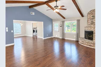 8502 Braes Meadow Drive, Houston, TX 77071 - Photo 11