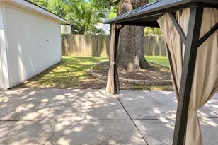 8502 Braes Meadow Dr, Houston, TX 77071 - Photo 21