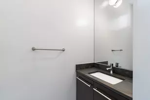 1728 Michigan St, Houston, TX 77006 - Photo 9