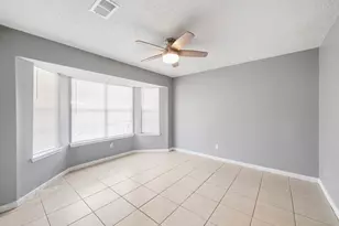 3207 S Greenpark Dr, Houston, TX 77082 - Photo 9