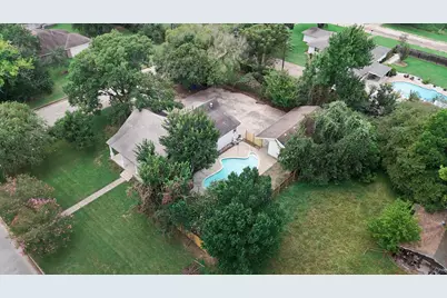 2145 16th Street, Hempstead, TX 77445 - Photo 1