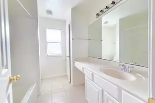 8615 Barron Wood Circle, Houston, TX 77083 - Photo 15