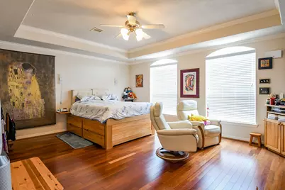 7608 Janak Drive, Houston, TX 77055 - Photo 11