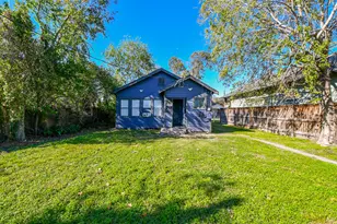 208 Vincent St, Houston, TX 77009 - Photo 25