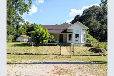 11955 Roark Drive, Saratoga, TX 77585 - Photo 1