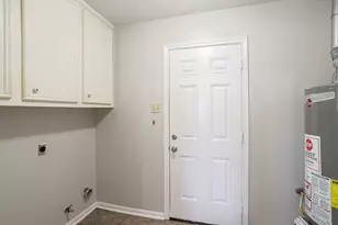 5606 Water Leaf Ln, Houston, TX 77088 - Photo 33