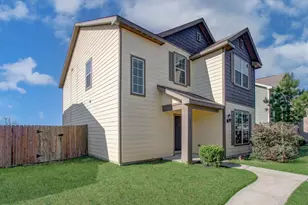10851 South Lake Mist Lane, Willis, TX 77318 - Photo 5