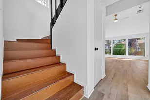 1917 Trixie Ln, Houston, TX 77042 - Photo 9