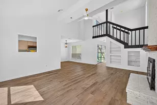 1917 Trixie Ln, Houston, TX 77042 - Photo 13