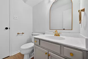 1917 Trixie Ln, Houston, TX 77042 - Photo 37