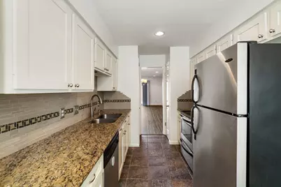 13228 Trail Hollow Drive #3228, Houston, TX 77079 - Photo 9