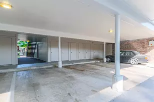 7575 Katy Fwy, Houston, TX 77024 - Photo 19