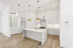 3828 Wilmer St, Houston, TX 77003 - Photo 7