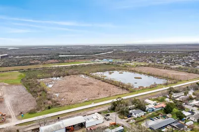 4835 10th Street, Bacliff, TX 77518 - Photo 5