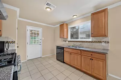2427 Chalet Road, Houston, TX 77038 - Photo 9