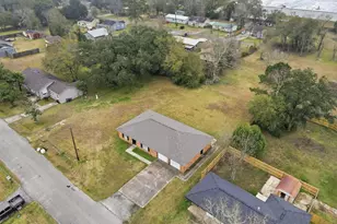 351 Dobbyn, Bridge City, TX 77611 - Photo 21