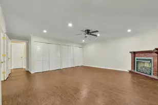 513 S Crockett St, Deer Park, TX 77536 - Photo 17