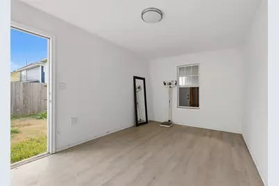 9026 McGallion Road, Houston, TX 77022 - Photo 31