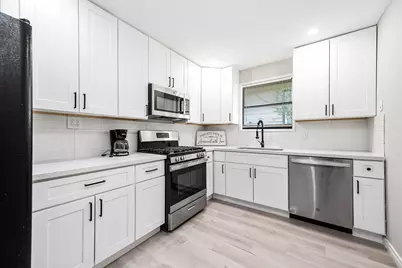 4356 Phlox Street, Houston, TX 77051 - Photo 7