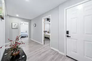 4356 Phlox St, Houston, TX 77051 - Photo 9