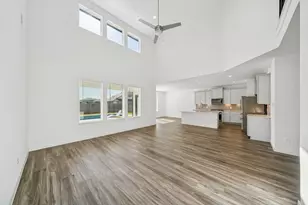 14309 Yellow Hawthorn Ct, Conroe, TX 77384 - Photo 9