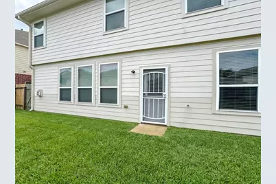 2322 Alcove Foster Court, Fresno, TX 77545 - Photo 9