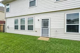 2322 Alcove Foster Ct, Fresno, TX 77545 - Photo 9