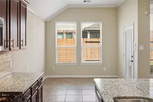 2229 Maple Point Dr N, Conroe, TX 77301 - Photo 7