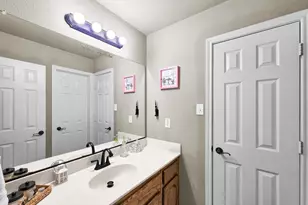 2021 Glenwood Way, Midlothian, TX 76065 - Photo 43