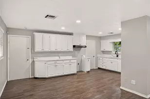 2408 Blueberry Ln, Pasadena, TX 77502 - Photo 7
