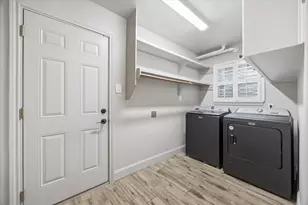 10602 Del Monte Dr, Houston, TX 77042 - Photo 31