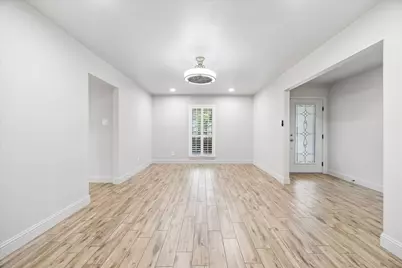 10602 Del Monte Drive, Houston, TX 77042 - Photo 21