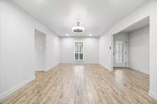 10602 Del Monte Dr, Houston, TX 77042 - Photo 21