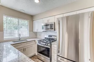 22006 Castle Springs Dr, Katy, TX 77450 - Photo 7