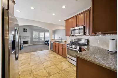 30610 N Sulphur Creek Drive, Magnolia, TX 77355 - Photo 7