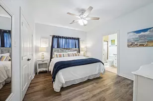 923 Tidelands Dr, Crystal Beach, TX 77650 - Photo 21