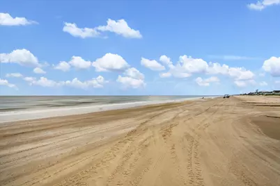 923 Tidelands Drive, Crystal Beach, TX 77650 - Photo 35